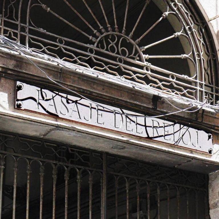 Spacious apartment in the Gothic - Apartamento - 48