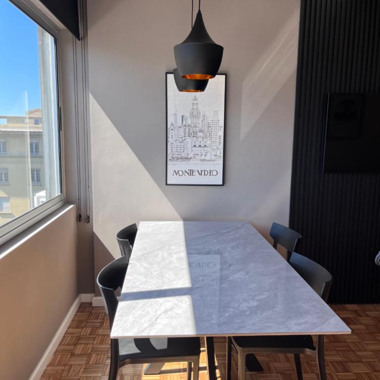 Luminoso y confortable apartamento en el corazón de la ciudad - Apartamento de 1 dormitorio - 2