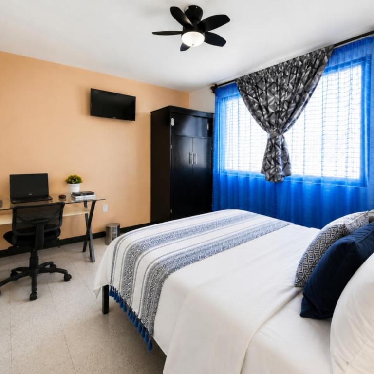 Nice bedroom at 5 min Mexico City Airport T1 & T2 - Double Room with Private Bathroom - 8