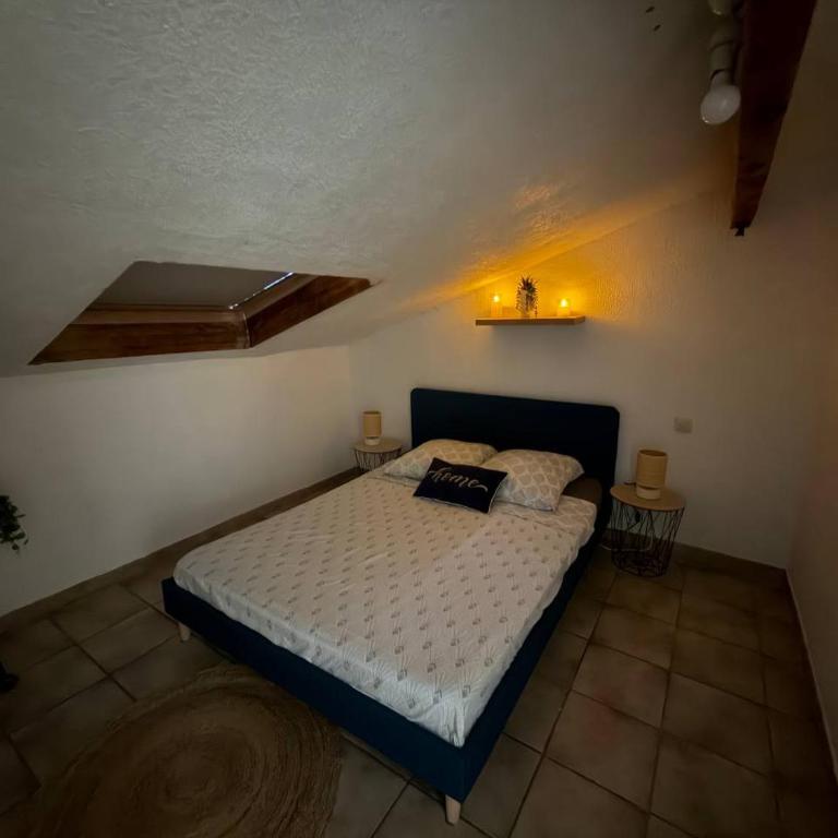 Appartement 2 chambres avec terrasse Six-Fours-les-Plages La Coudoulière - Apartment mit 2 Schlafzimmern - 3