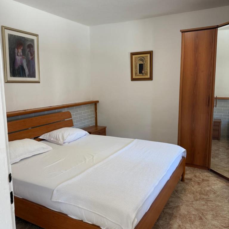 Vengo Apartments - Standard Dreibettzimmer - 7