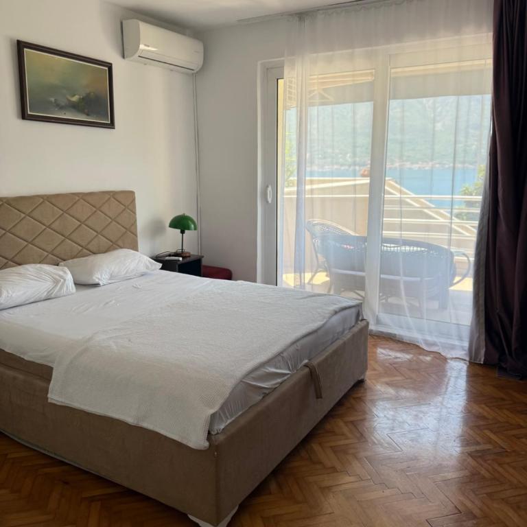 Vengo Apartments - Deluxe Apartment - 12