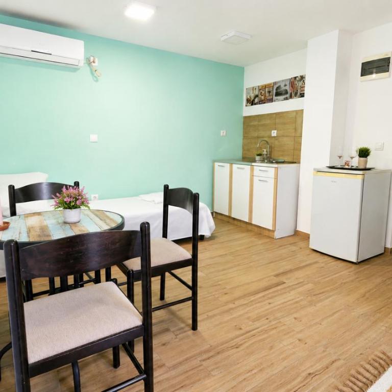 Serenita Stone House - Apartment - 8