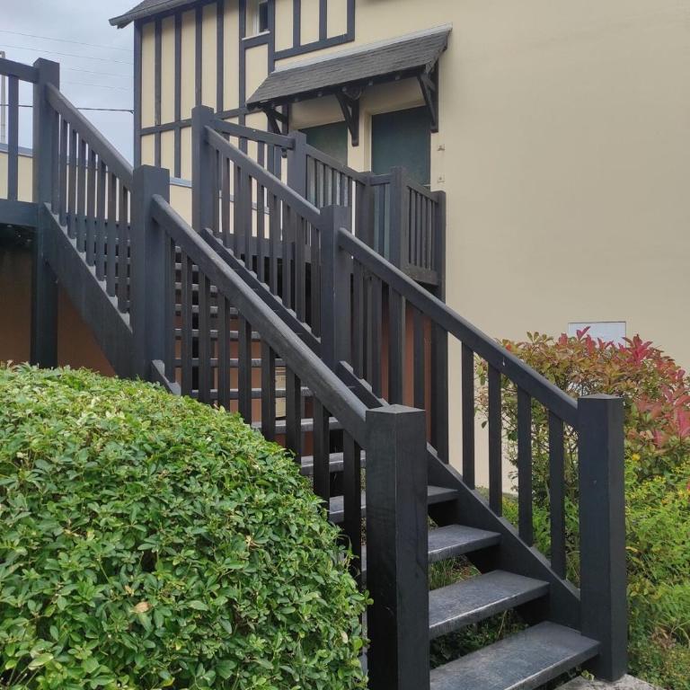 Duplex T3 refait a neuf sur Cabourg 2h30 de paris - Appartement 2 Chambres - 2