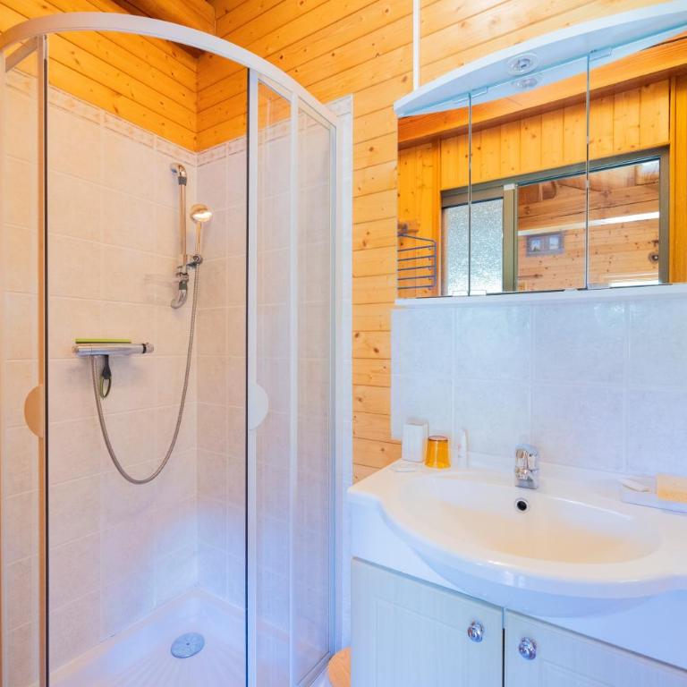 La Datcharle - Chambre Double - Vue sur Jardin - 6