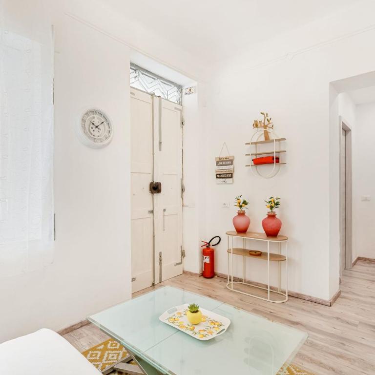 LemonTree-Air conditioning-Near the station - One-Bedroom Apartment - 3