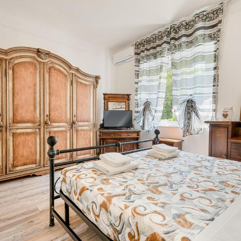 LemonTree-Air conditioning-Near the station - One-Bedroom Apartment - 5