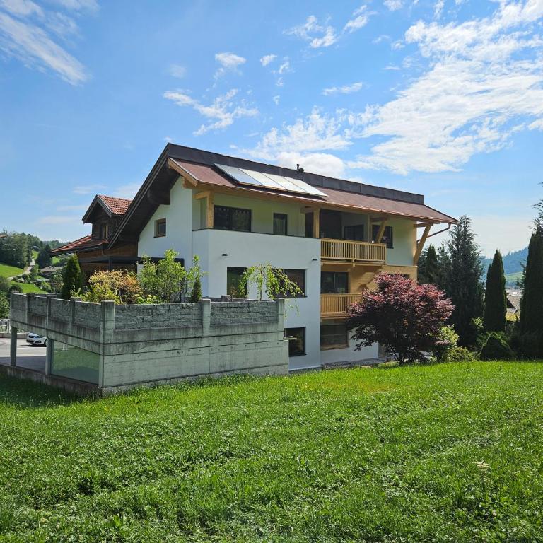 Ferienwohnung Neuheim - Apartment - auf 2 Etagen - 4