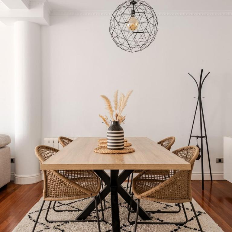Premium Centro Bilbao free parking - Three-Bedroom Apartment - 3