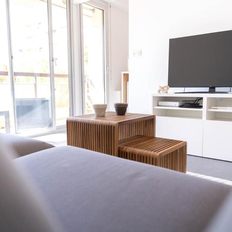 Magnifique Appartement, Piscine, Proche gare - Appartement - 27