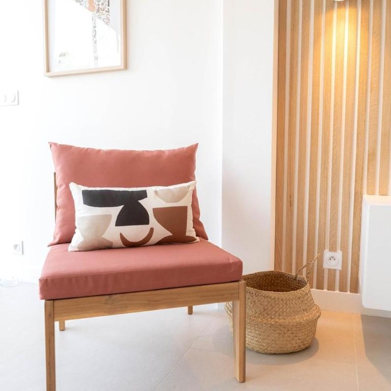 Appart' au calme avec piscine et terrasse - Appartement - 13