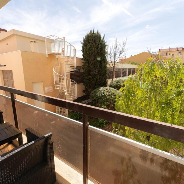 Magnifique Appartement, Piscine, Proche gare - Appartement - 13