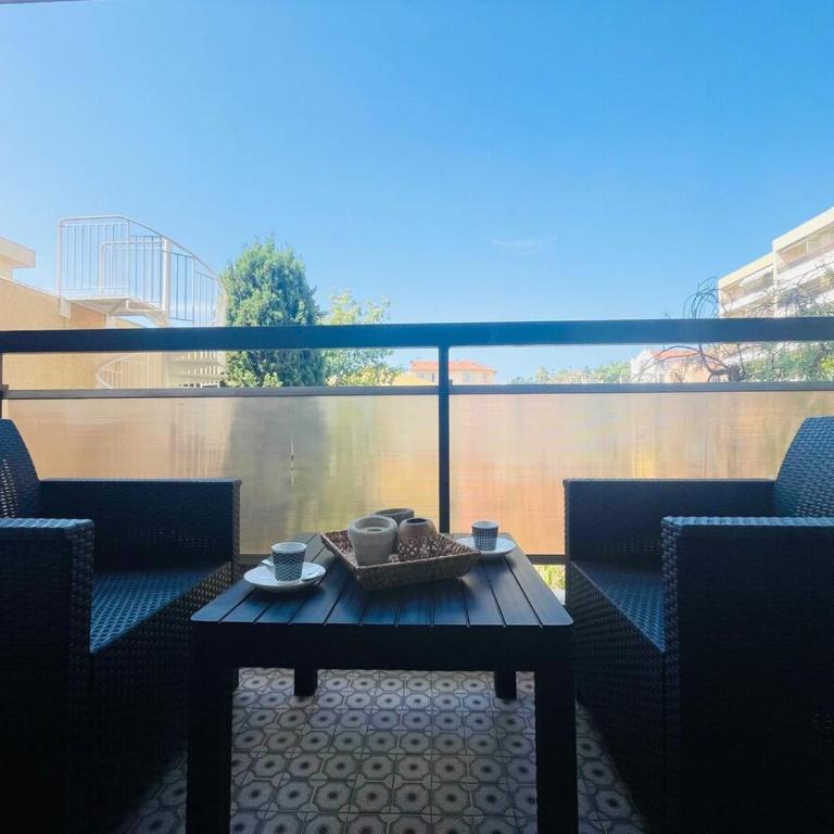 Magnifique Appartement, Piscine, Proche gare - Appartement - 30