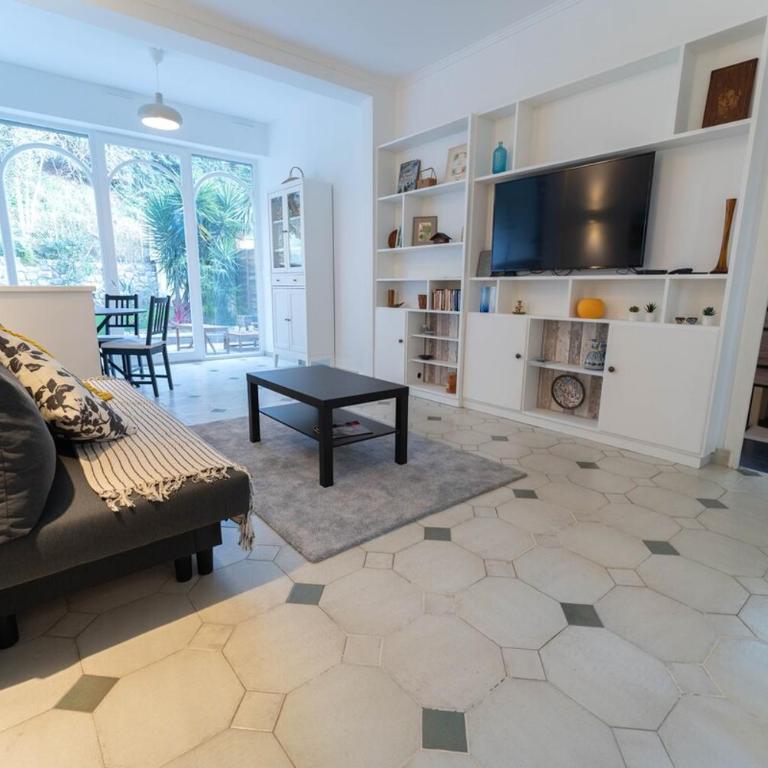 Magnifique rez de jardin Nice Port - Apartamento - 4