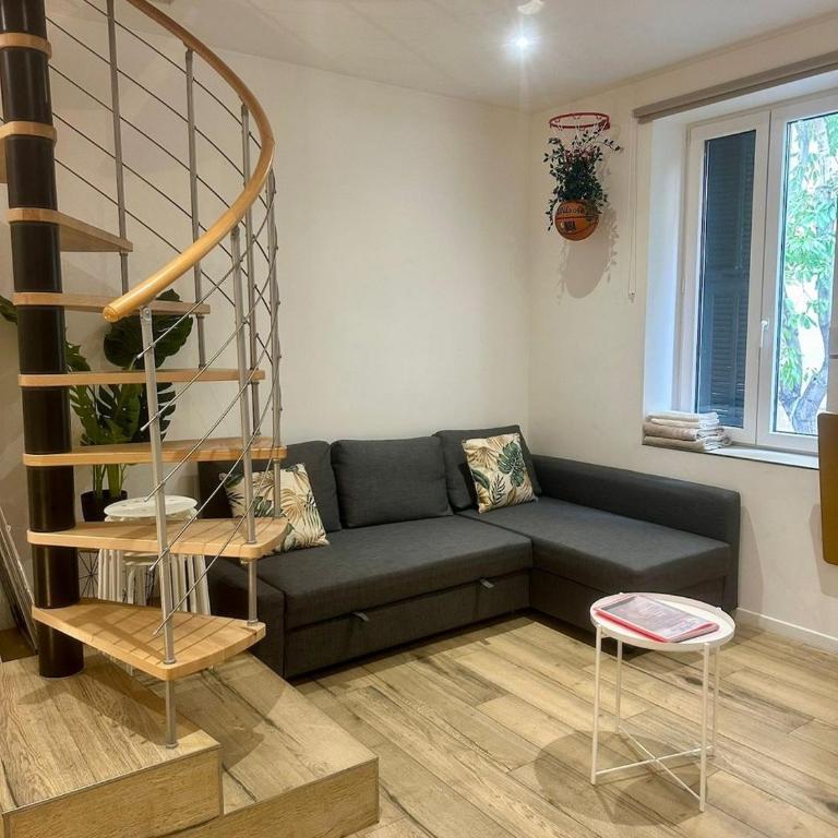 Joli appartement avec jardin, 2 chambres, centre ville de Nice - Apartment - 55