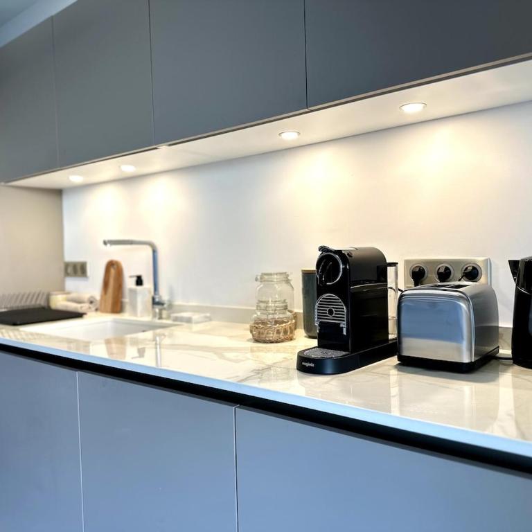 Elégant et spacieux 3 pièces, centre Cannes - Apartment - 11