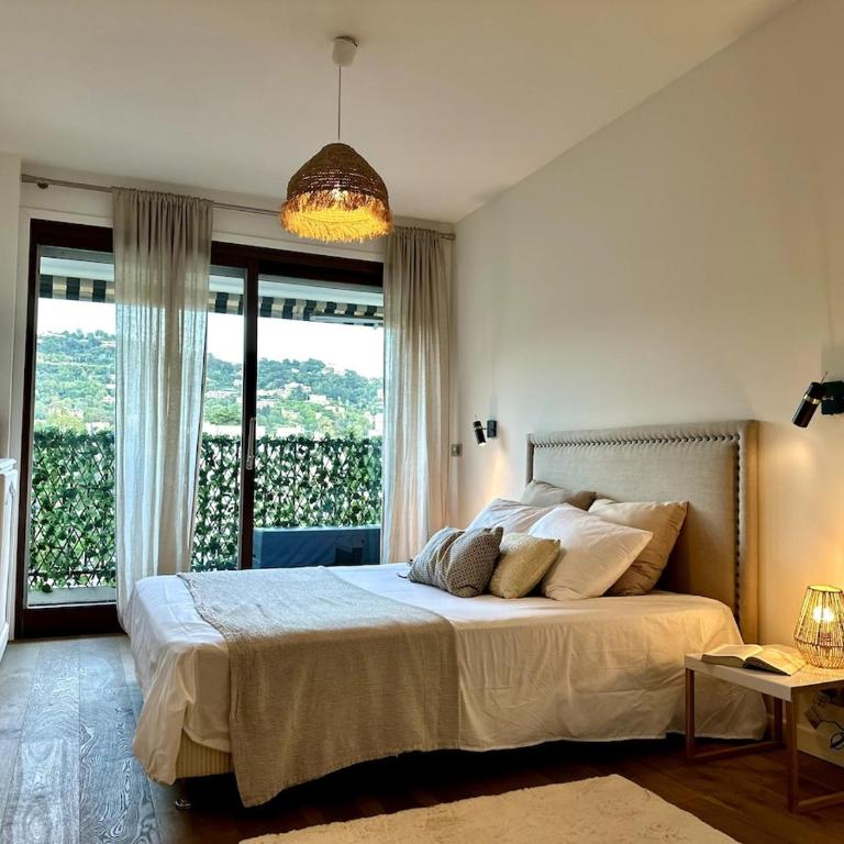Elégant et spacieux 3 pièces, centre Cannes - Apartment - 28