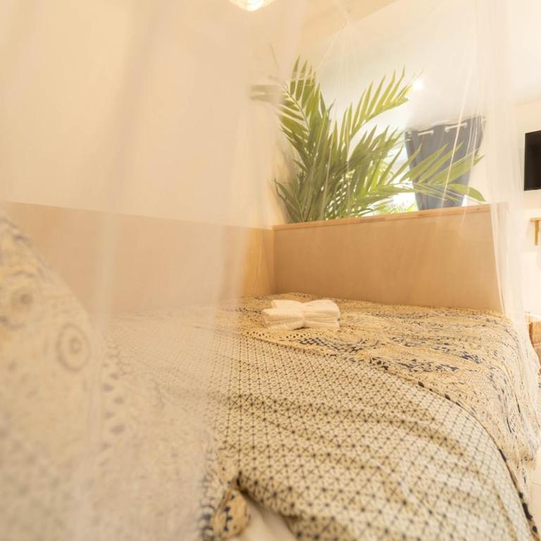 AG 1 Love Balnéo Clim 1min plage, - Apartment - 9