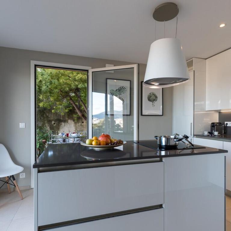 Villa sur les hauteurs de Nice, proche centre - Maison de Vacances - 35