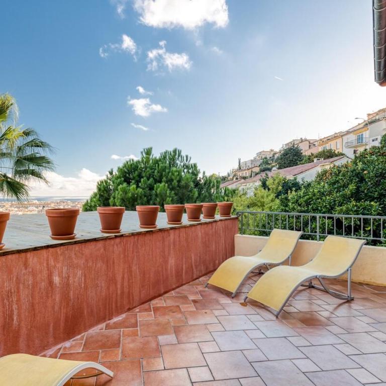 Villa sur les hauteurs de Nice, proche centre - Maison de Vacances - 48