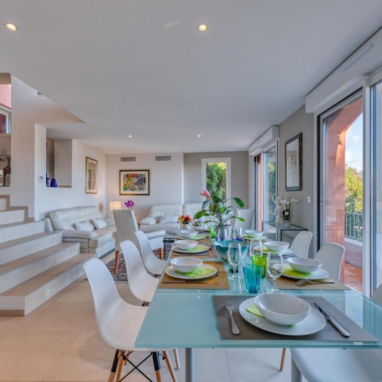 Villa sur les hauteurs de Nice, proche centre - Maison de Vacances - 18