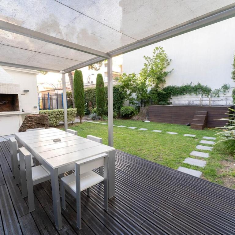 Superbe appartement avec jardin piscine, garage - Apartamento - 30