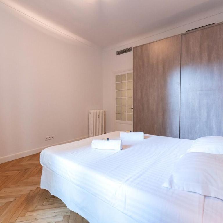 Superbe appartement avec jardin piscine, garage - Apartamento - 12
