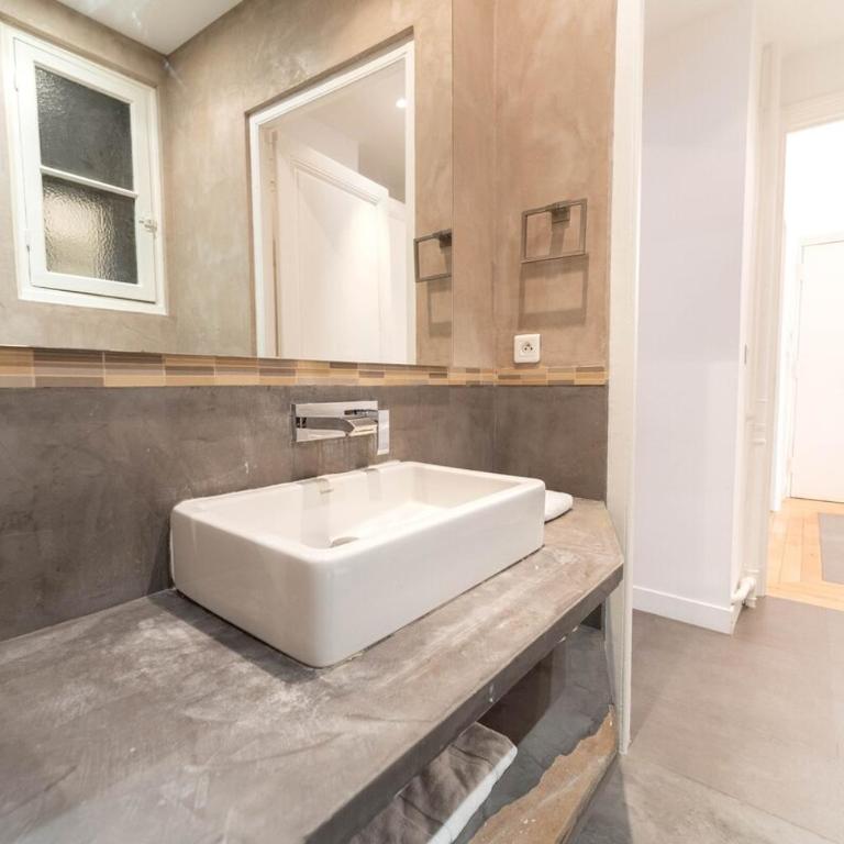 Superbe appartement avec jardin piscine, garage - Apartamento - 23