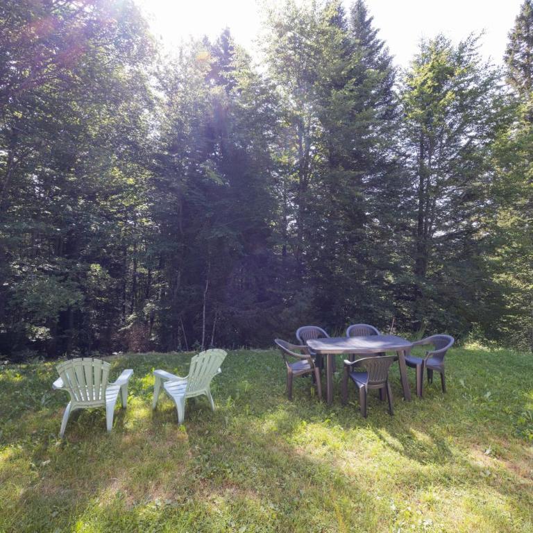 La Datcharle - Chambre Double - Vue sur Jardin - 11