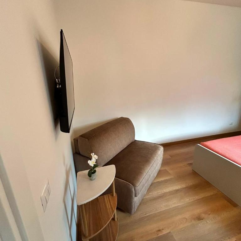Grisoni Brothers' Lake House - Grisoni Sun Terrace - One-Bedroom Apartment - 20