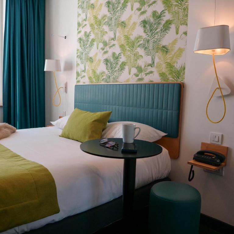 ibis Styles Calais Centre - Chambre Double Standard - Accessible aux Personnes à Mobilité Réduite - 4