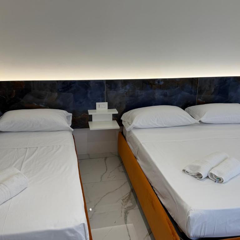 Emerald Rooms - Camera Tripla Deluxe - 2