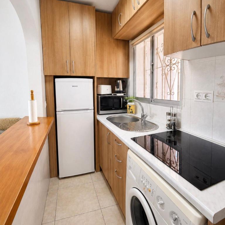 Lomas de Benalmar beach piscina air parking Andra - Appartement 1 Chambre - 15