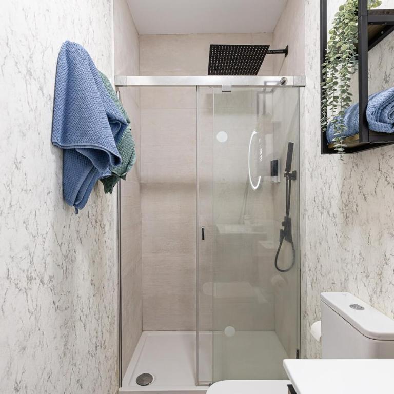 GOLD SUITE APARMENT Wifi AC SERVICES E1 - Apartamento de 1 dormitorio - 23