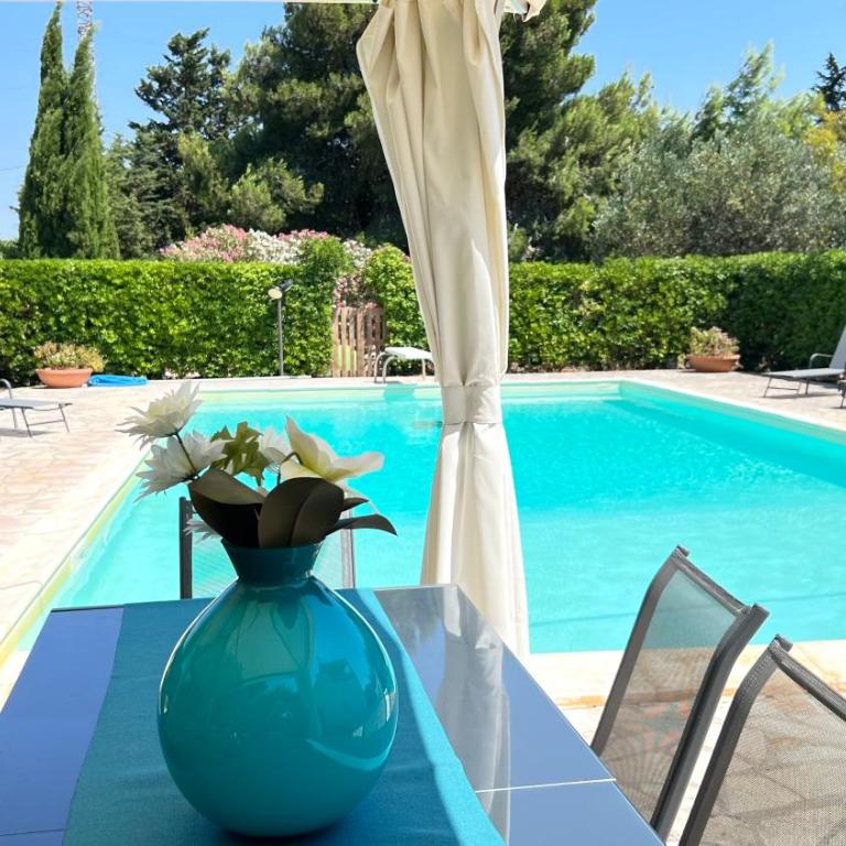 Villa Adelaide - Apartment mit 2 Schlafzimmern und Poolblick - 3