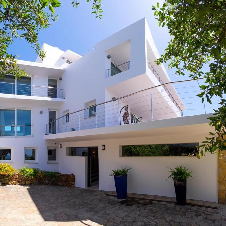 REF. 6 VILLA TARA - Casa de 5 dormitorios - 5