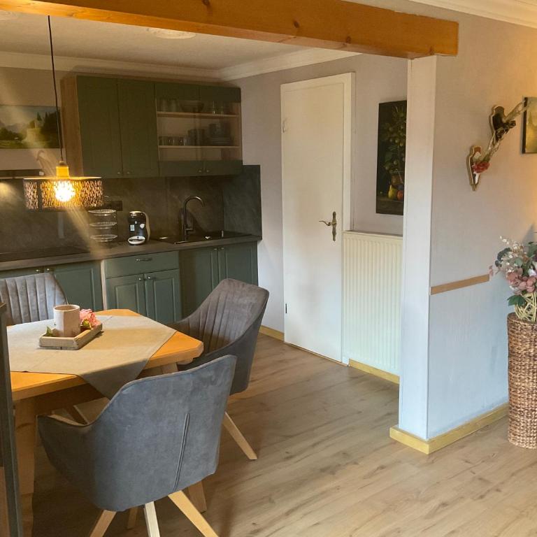 Haus Louise - Apartment mit Balkon - 8
