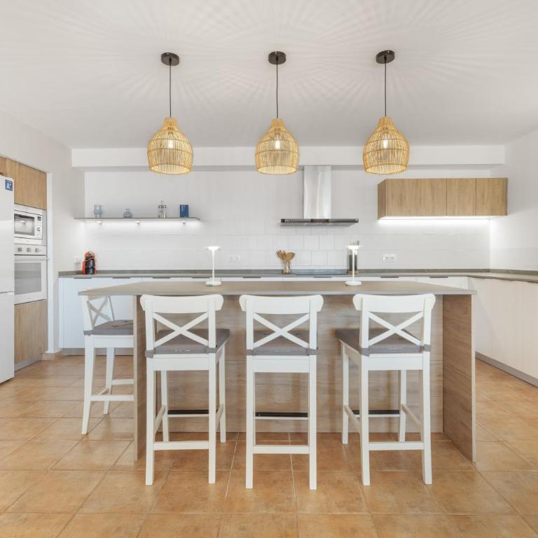 Mora Beach - Deluxe-Haus mit 4 Schlafzimmern – Meerblick - 14