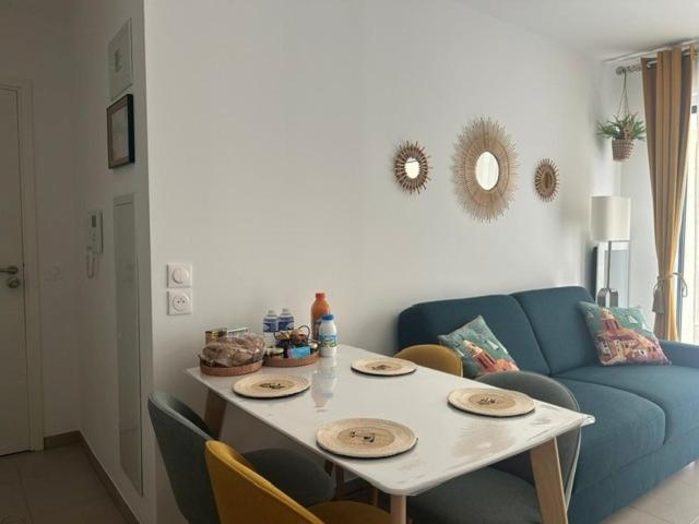 T2 Neuf Tout Confort avec Terrasse, au Calme - Proche Marché Libération - Apartamento de 1 dormitorio - 32