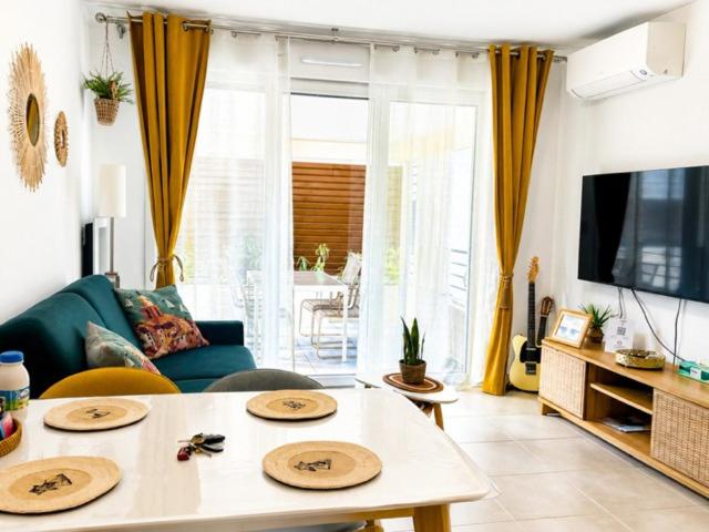 T2 Neuf Tout Confort avec Terrasse, au Calme - Proche Marché Libération - Apartamento de 1 dormitorio - 1