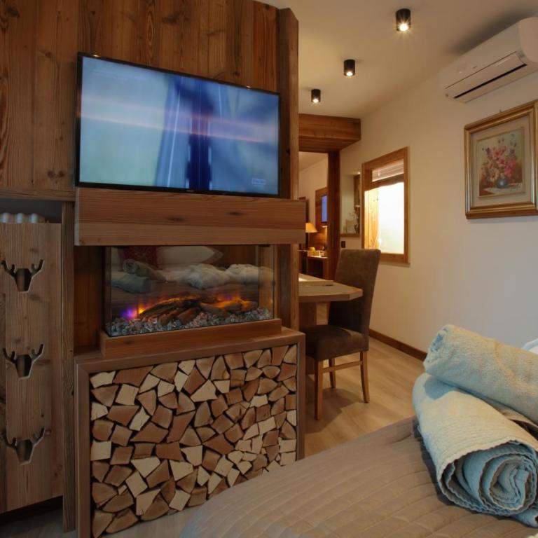 Alexander Hotel Alpine Wellness Dolomites - Familienzimmer mit Badewanne - 4