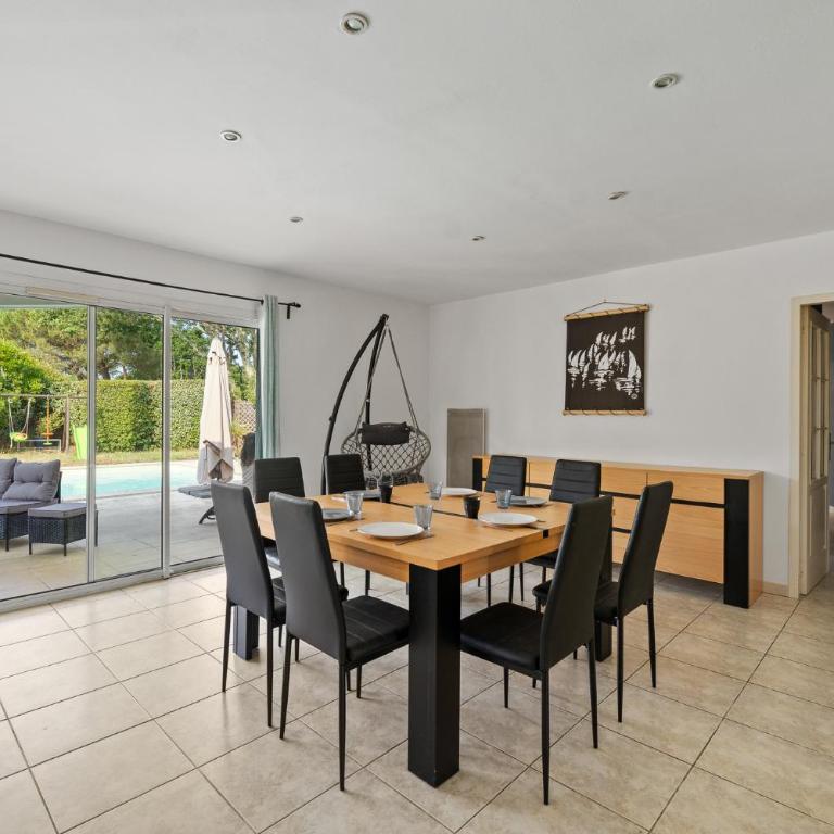 Villa familiale Piscine & grand jardin - Villa with Private Pool - 5