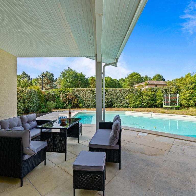 Villa familiale Piscine & grand jardin - Villa with Private Pool - 14