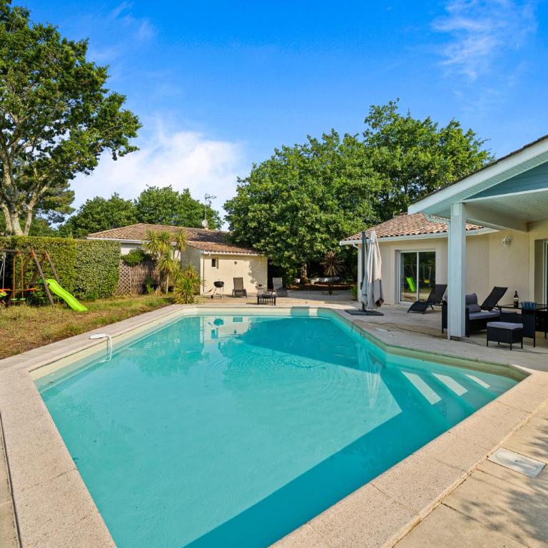 Villa familiale Piscine & grand jardin - Villa with Private Pool - 1