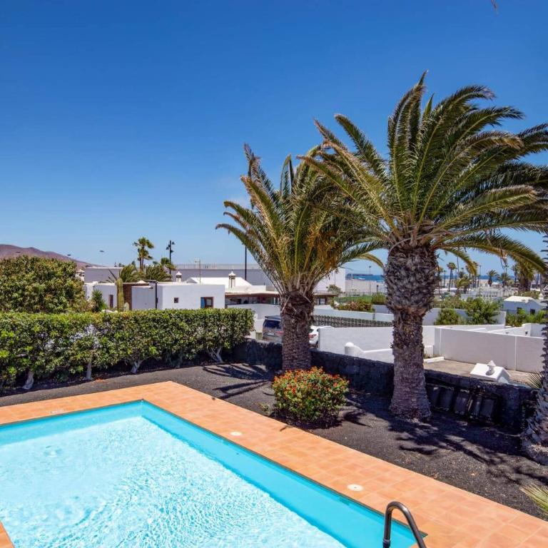 Villa Papagayo by Villa Plus - Villa - 14