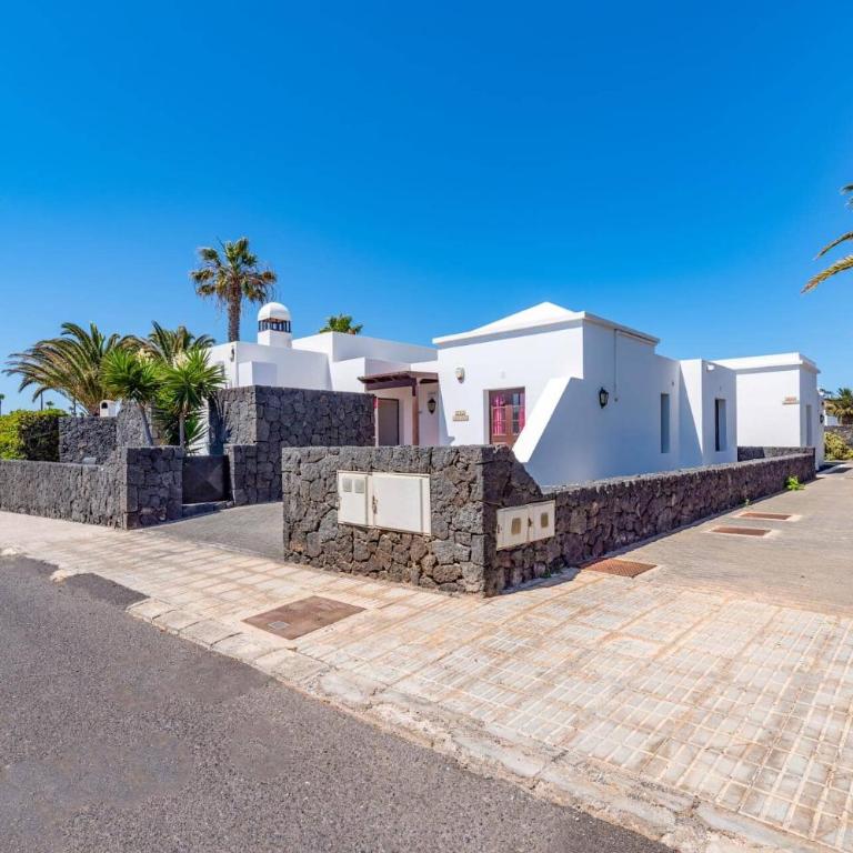 Villa Papagayo by Villa Plus - Villa - 22