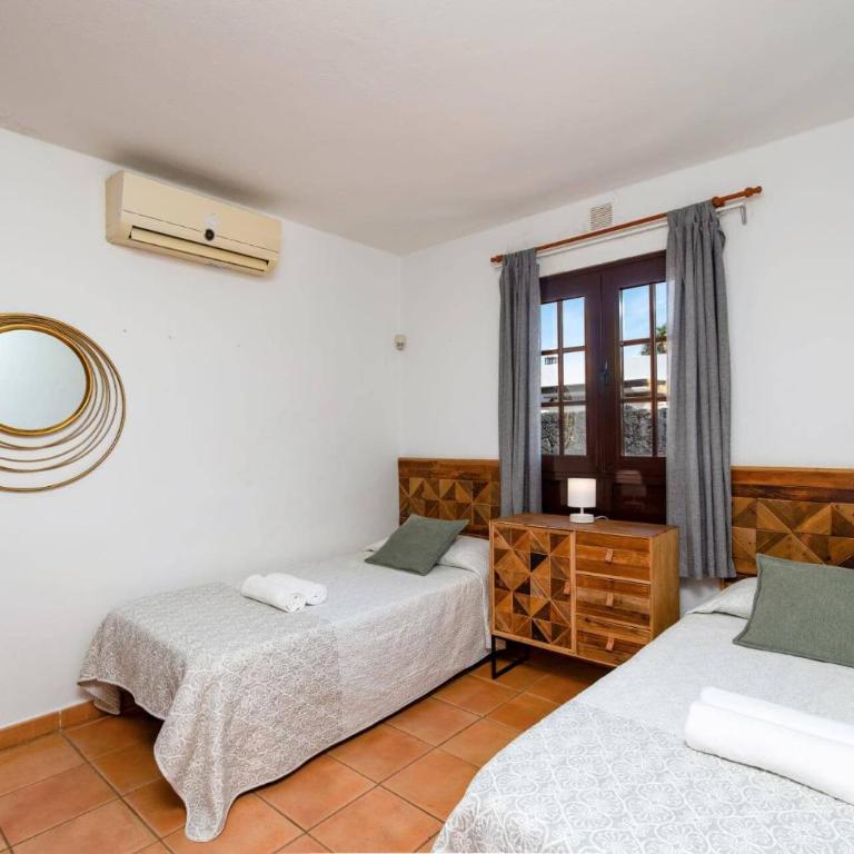 Villa Papagayo by Villa Plus - Villa - 15