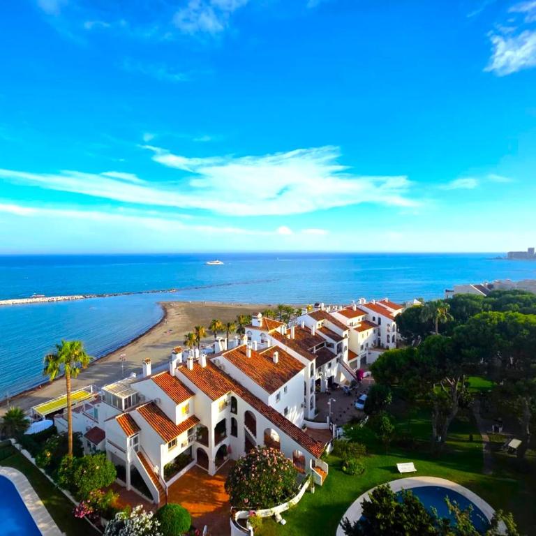 Apartamento en Benalmádena en la playa con piscina Frontal al mar - Apartment mit 2 Schlafzimmern - 35