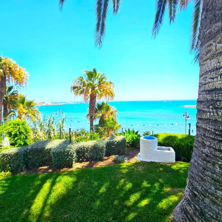 Apartamento en Benalmádena en la playa con piscina Frontal al mar - Apartment mit 2 Schlafzimmern - 37