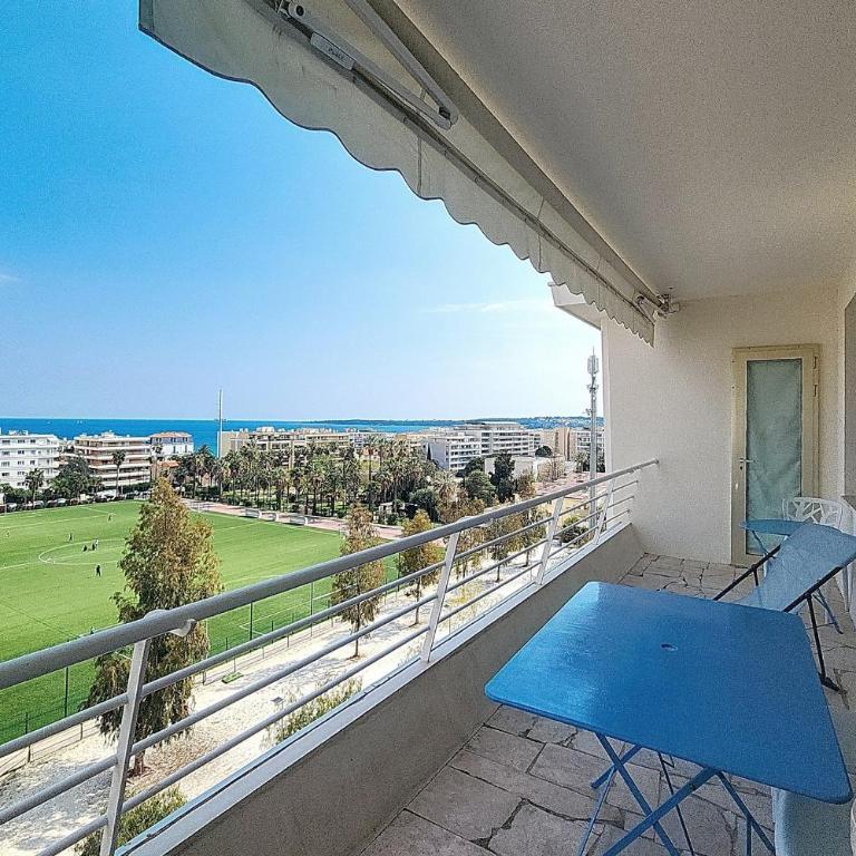 HENRI CAMILLE REAL ESTATE -ARMOR - Sea view big terrace sunny 1 bedroom - Appartement - 15